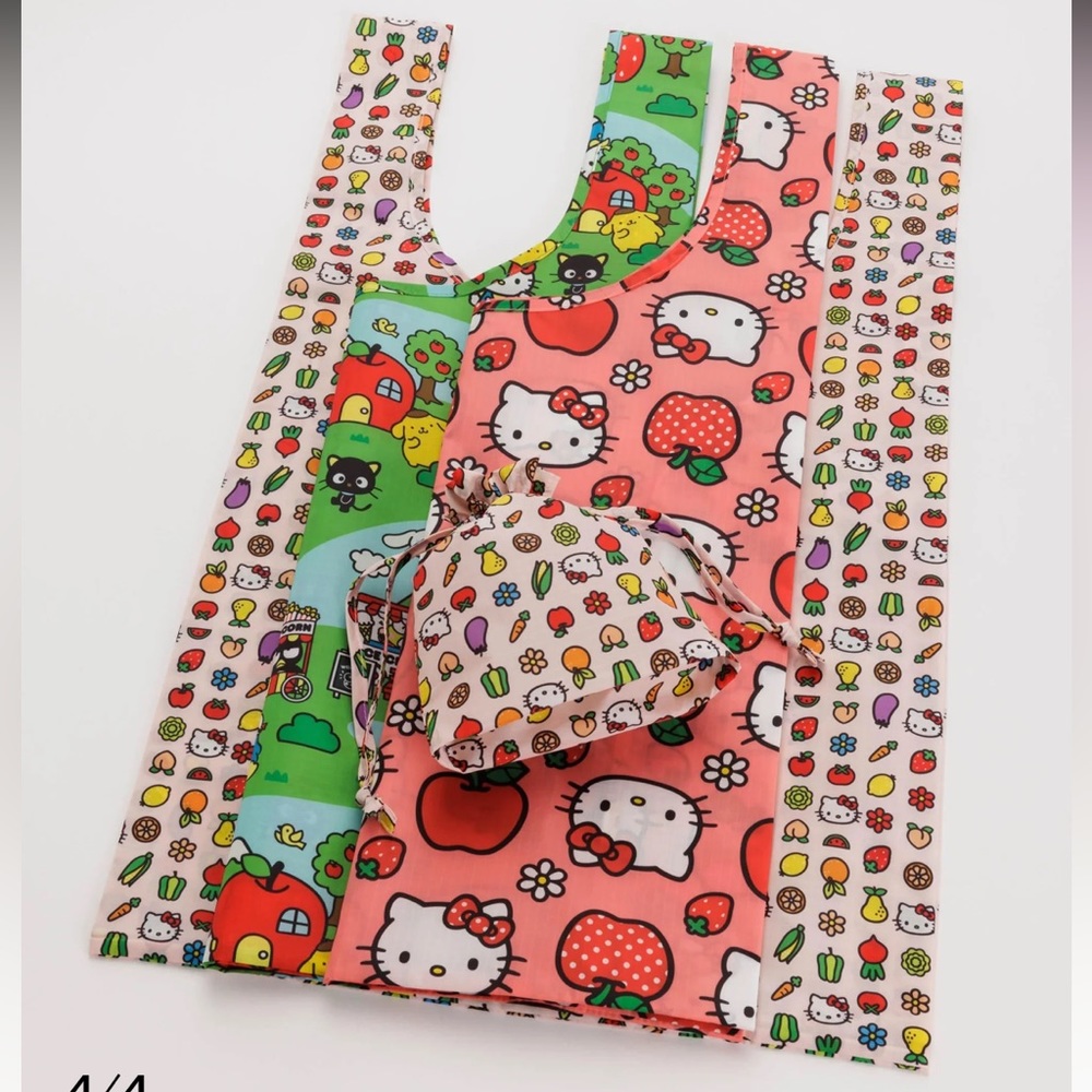 NWT Hello Kitty X BAGGU Standard Baggu set of 3